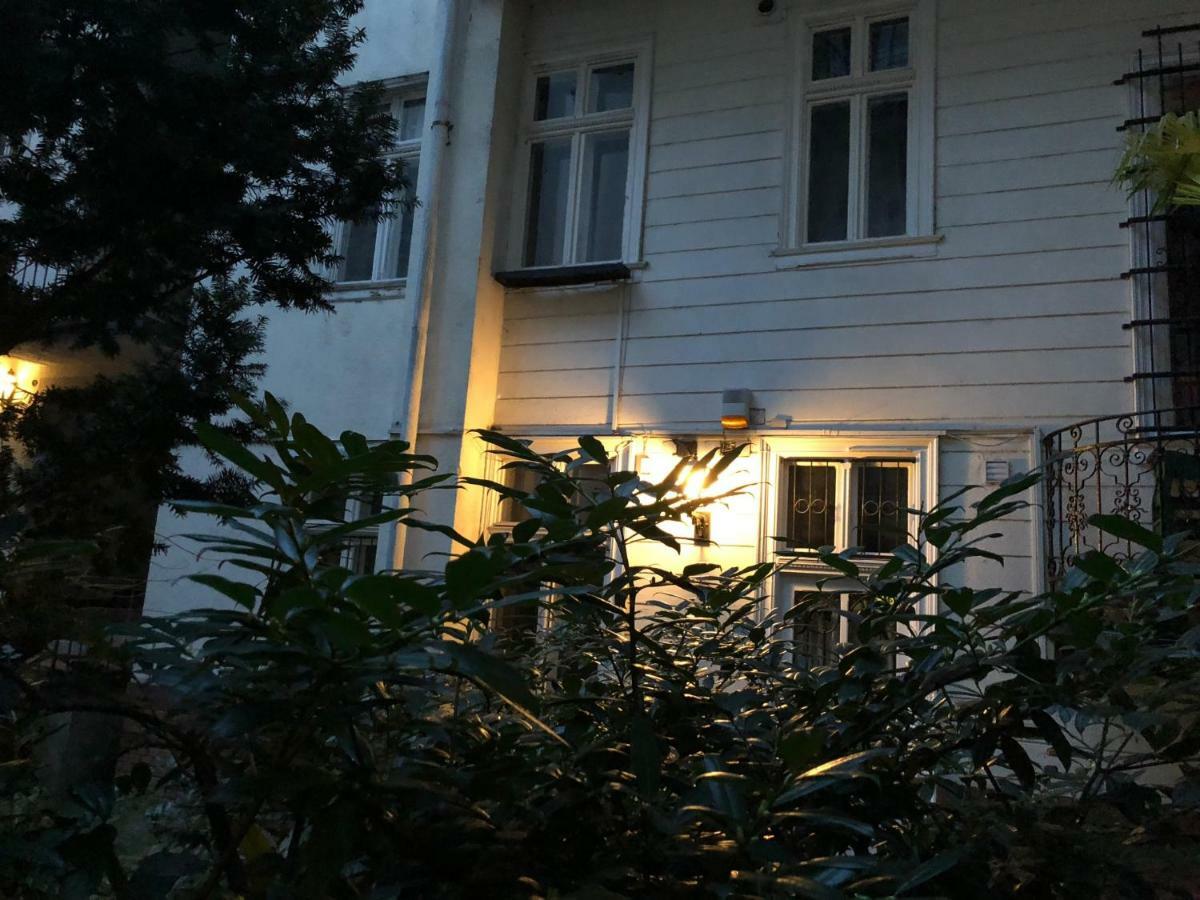 Super Nice Super Location - 2, Budapest
